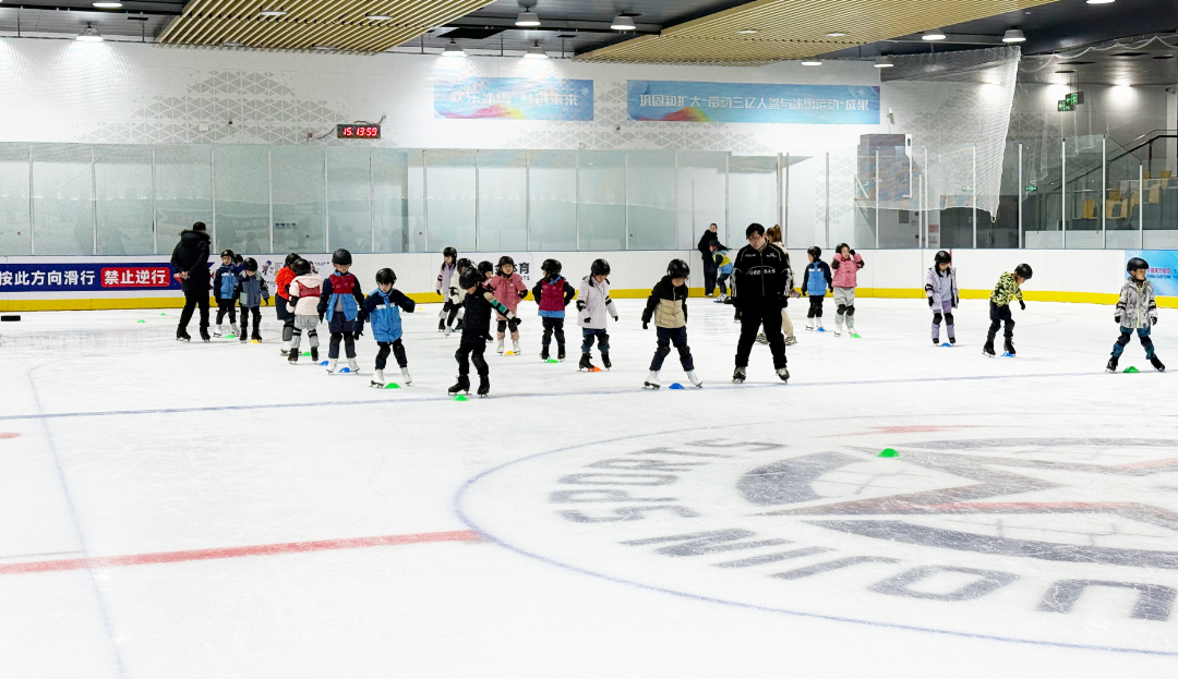 走，去桃浦智创城滑冰！普陀冰上运动持续升温