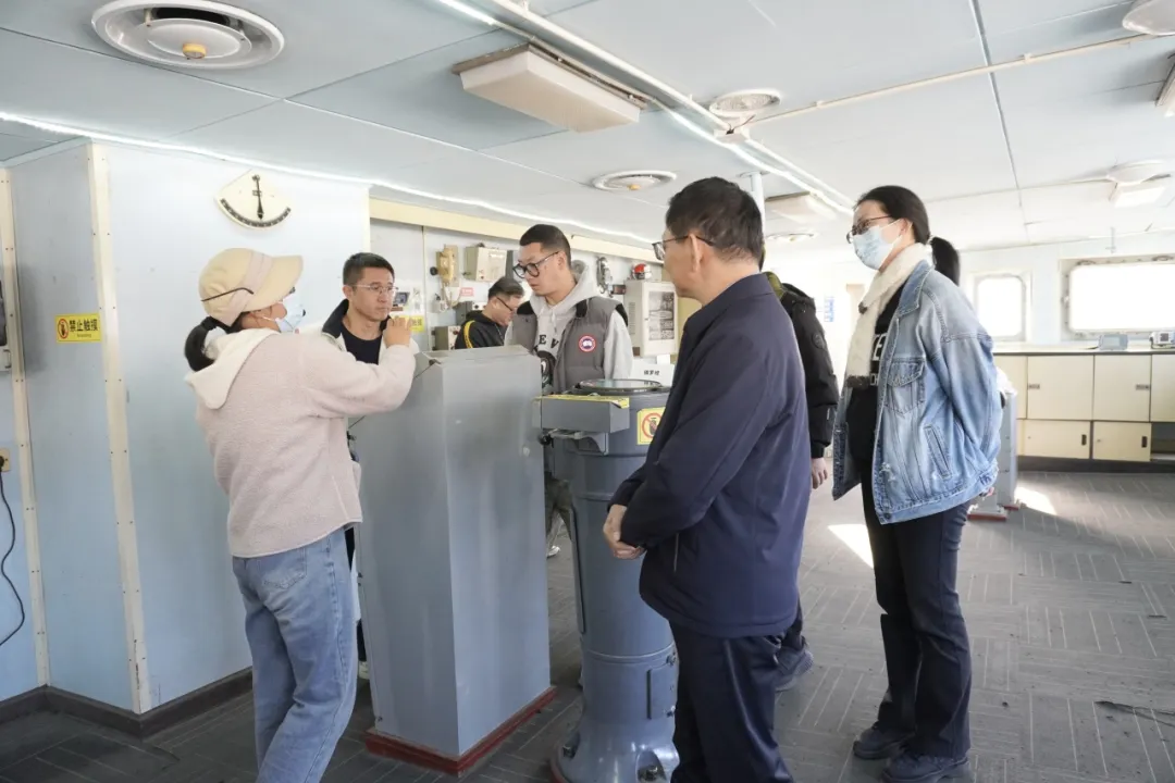 011517267e4u.jpg 2.jpg