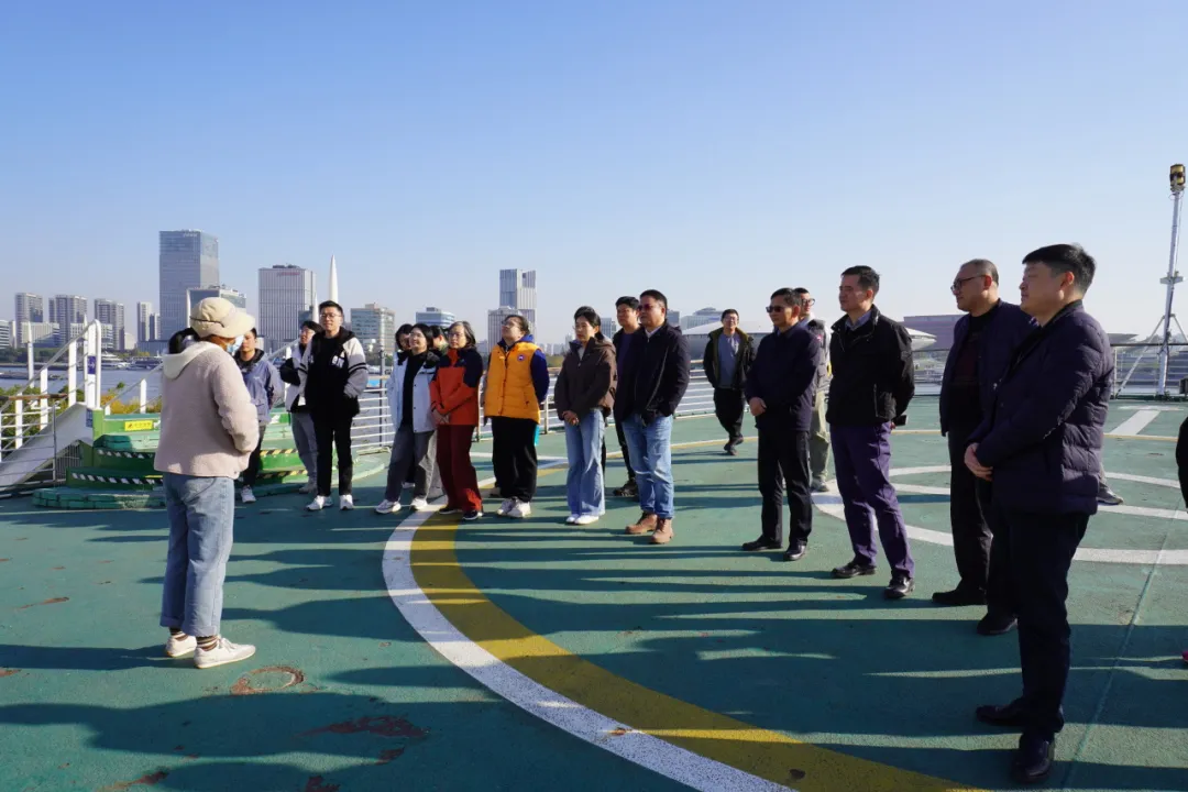 01151739e0ou.jpg 3.jpg