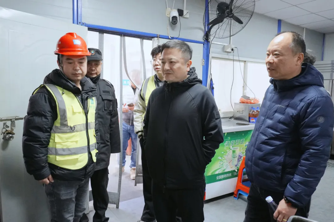 081501168rn5.jpg 4.jpg