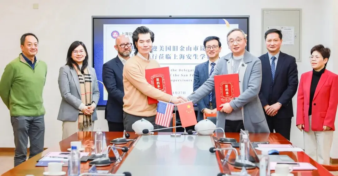 10134711cnt9.jpg 2.jpg